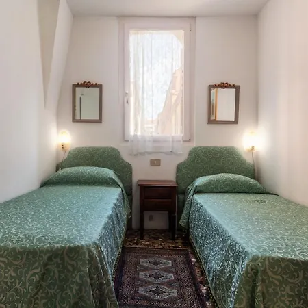 Hotell Casa Boccassini *