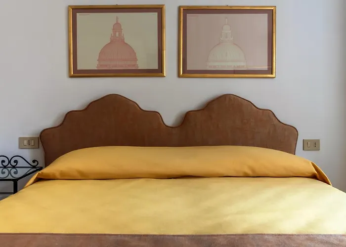 Casa Boccassini Hotell *