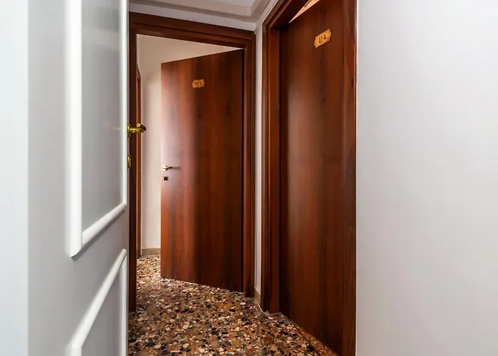 Hotell Casa Boccassini *