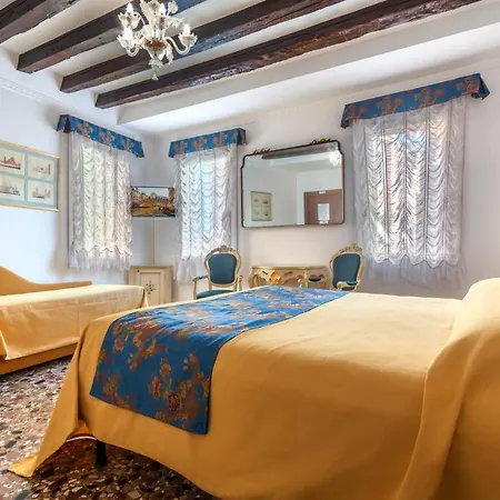 Casa Boccassini Hotel