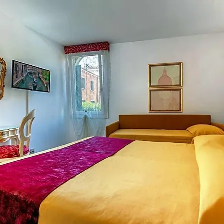 Casa Boccassini *