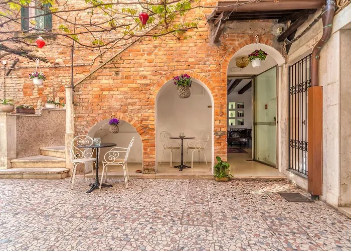 Casa Boccassini